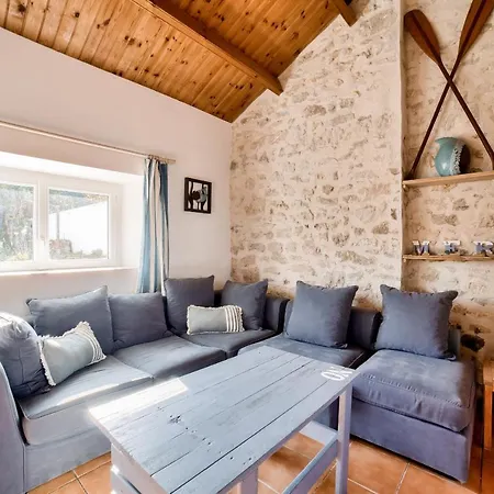 Maison Avec Jardin A 200m De La La Cantine *